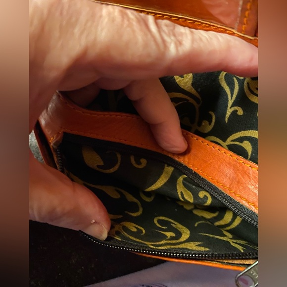 JL SALDIVAR LEATHER TOOLED WALLET - Picture 9 of 13